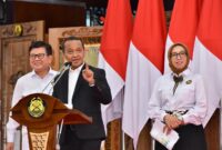 Menteri ESDM Umumkan RUPTL PLN 2025-2034, Serap Lebih dari 1,7 Juta Tenaga Kerja Baru