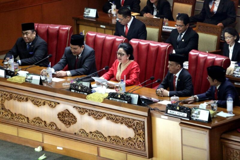 Ketua DPR RI Puan Maharani saat memimpin Sidang DPR (Fata: Istimewah)